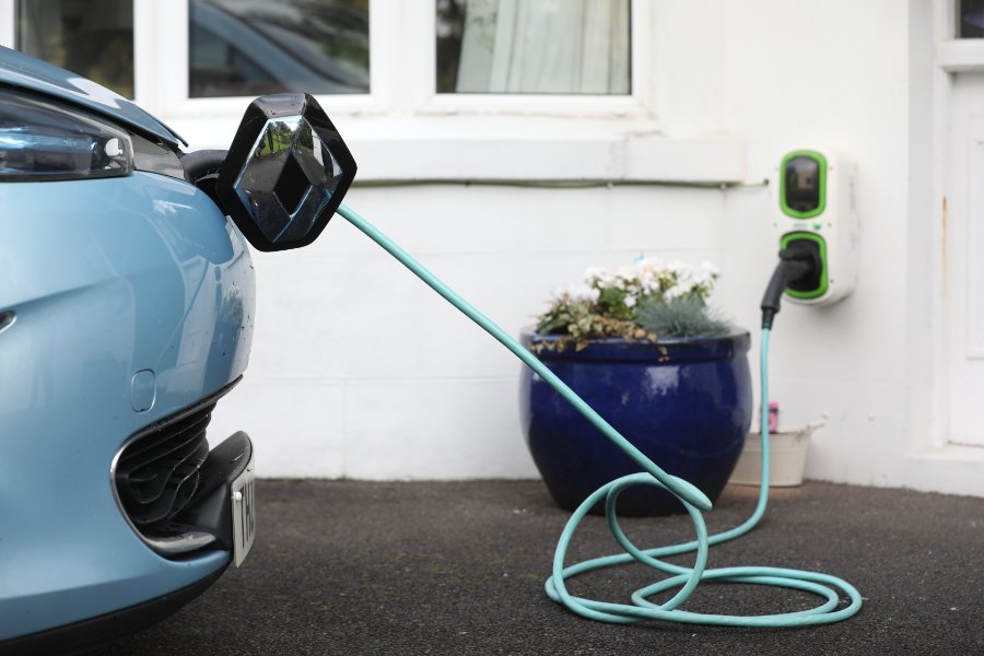 NIE Networks sponsor Electric Vehicle Association NI (EVANI)
